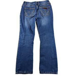 Wrangler Jeans Womens 7x30 Blue BootCut Stretch Denim Embroidered Pocket Western
